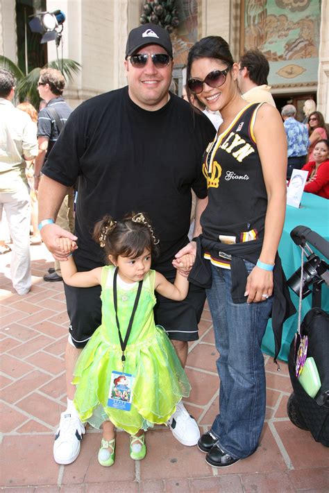 steffiana de la cruz|kevin james wife and children.